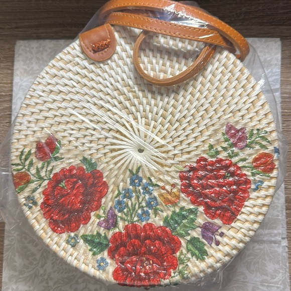 Handbags - Hawaii hand made purse crossbody & real shell necklace